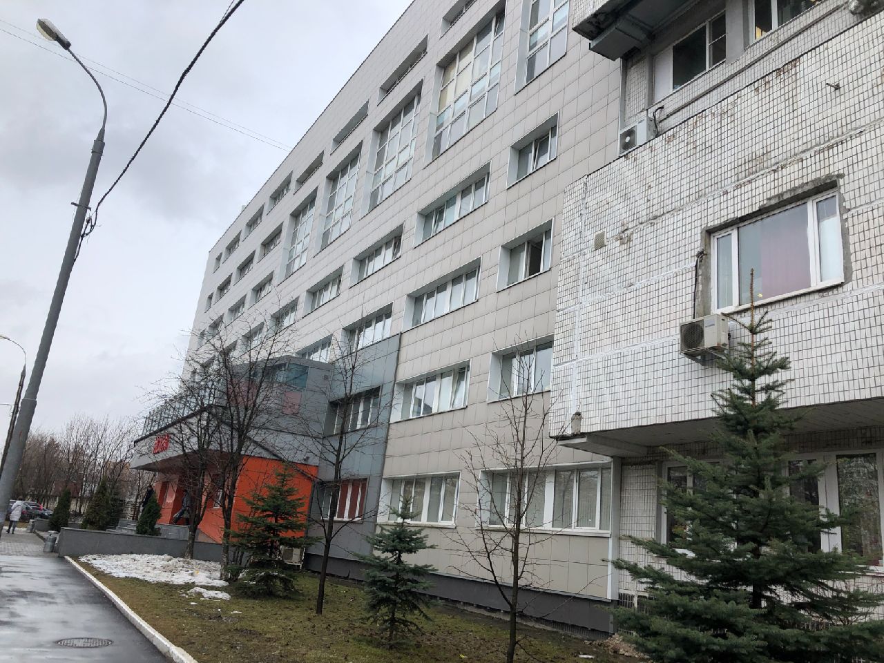 Продажа офиса бизнес-центр Искра
